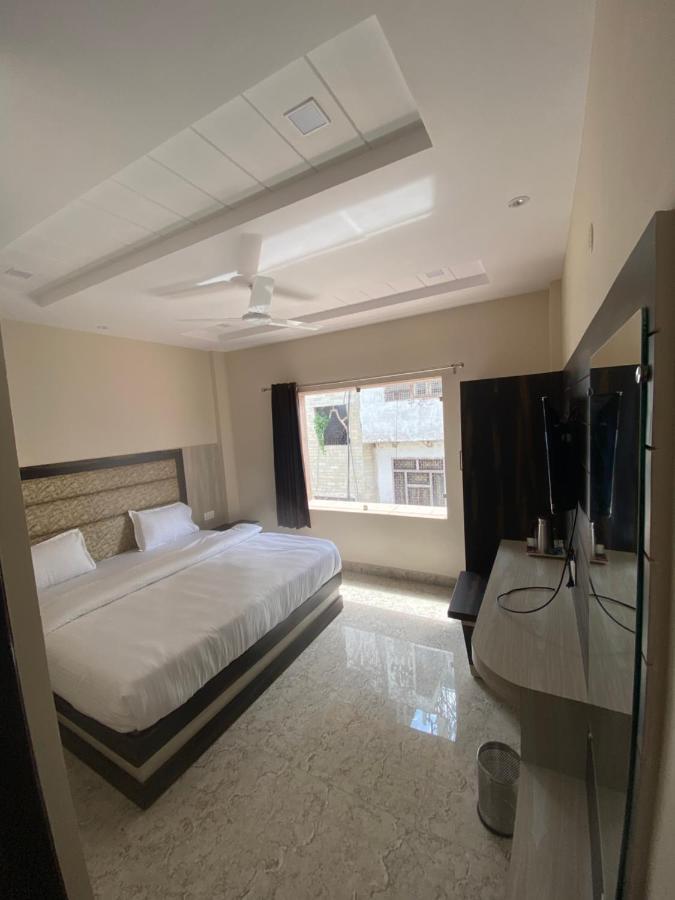 Hotel Blue Sky Haridwar Luaran gambar